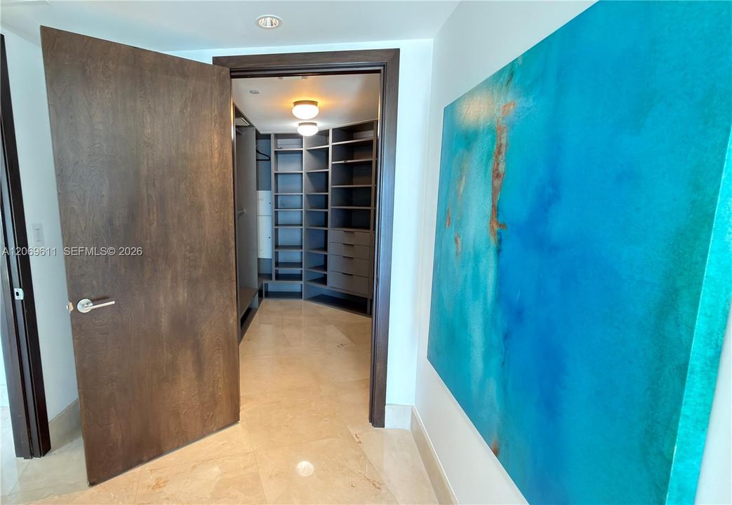 For Rent: $9,100 (4 beds, 4 baths, 2914 Square Feet)
