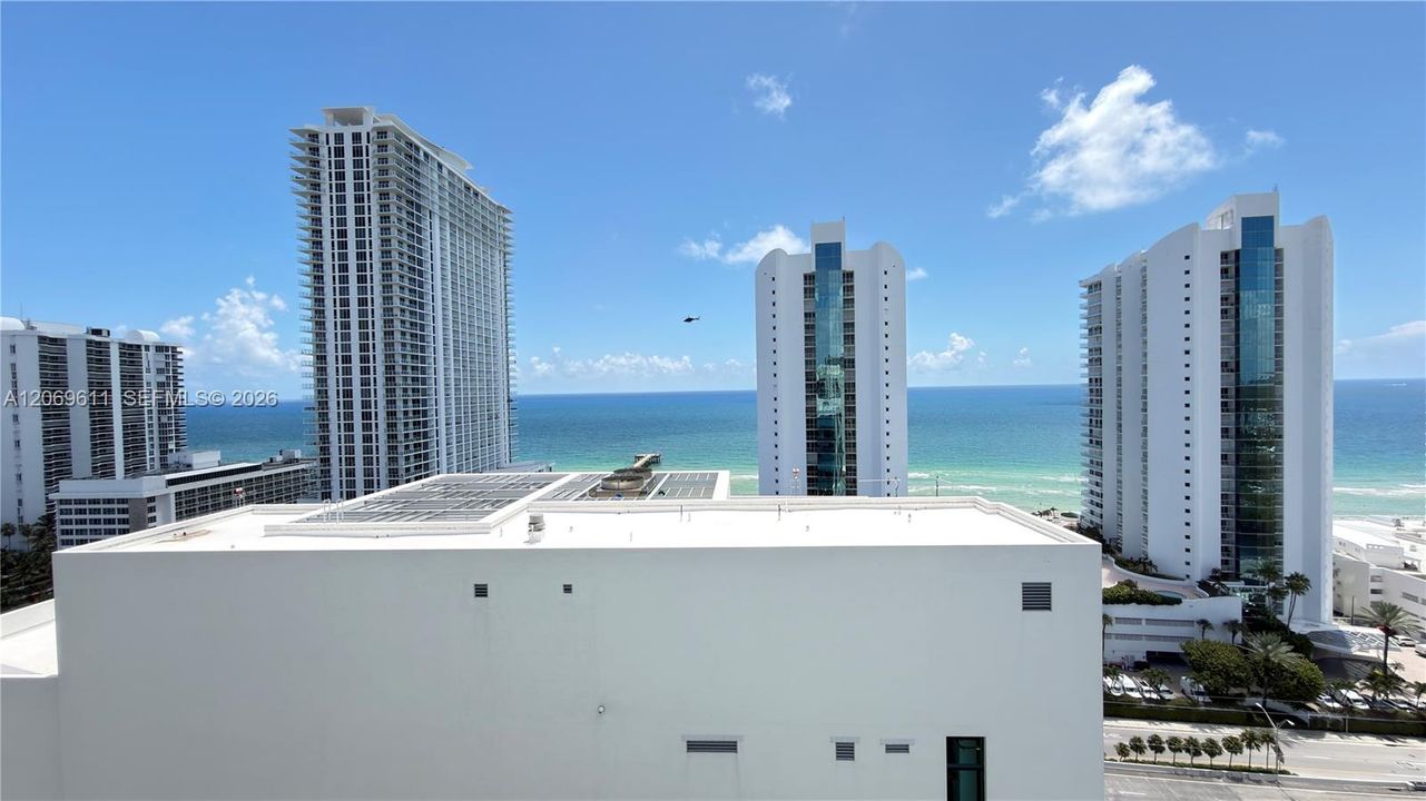 For Rent: $9,100 (4 beds, 4 baths, 2914 Square Feet)