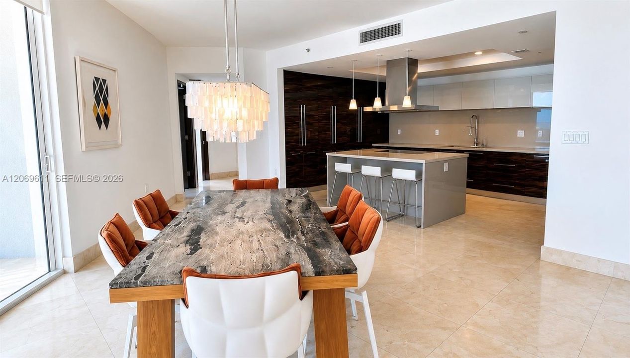 For Rent: $9,100 (4 beds, 4 baths, 2914 Square Feet)
