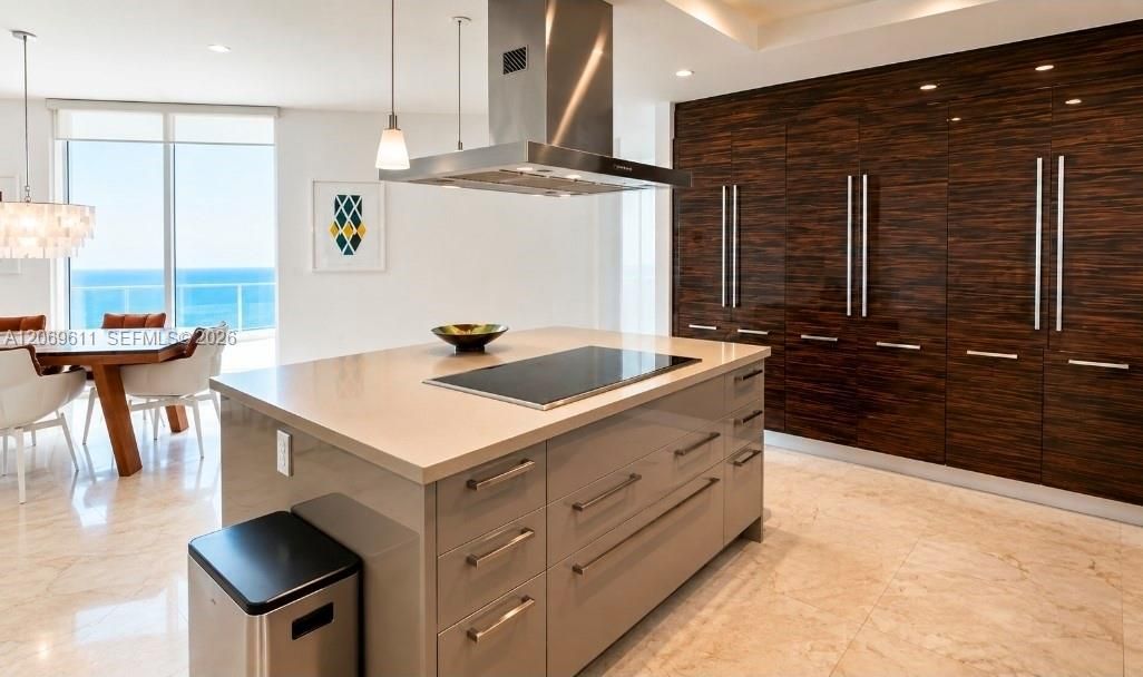 For Rent: $9,100 (4 beds, 4 baths, 2914 Square Feet)