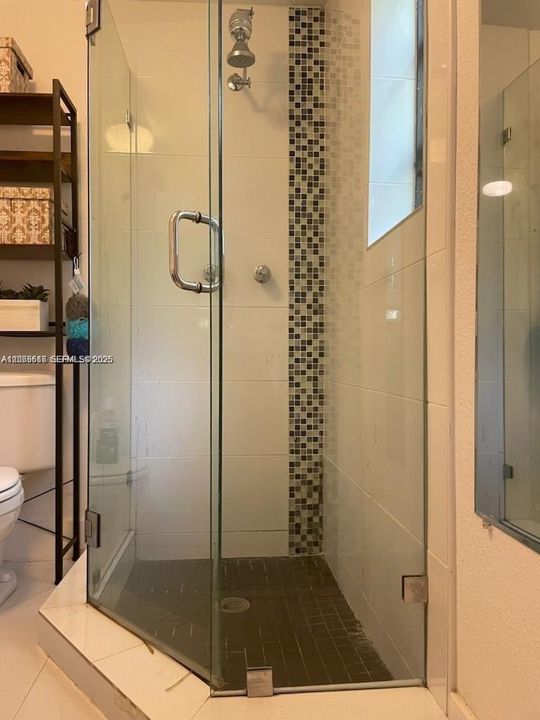 For Rent: $1,395 (0 beds, 1 baths, 200 Square Feet)