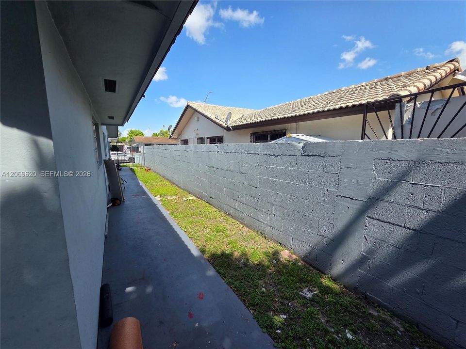 For Sale: $650,000 (3 beds, 2 baths, 1316 Square Feet)