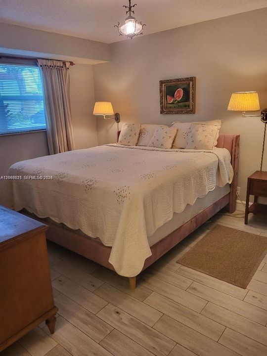 В аренду: $1,625 (2 спален, 2 ванн, 812 Квадратных фут)