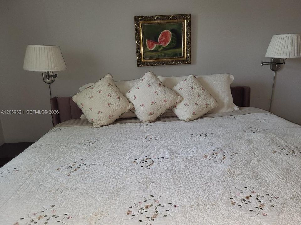 В аренду: $1,625 (2 спален, 2 ванн, 812 Квадратных фут)