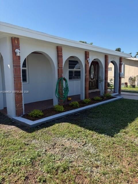 For Rent: $2,950 (2 beds, 1 baths, 1234 Square Feet)