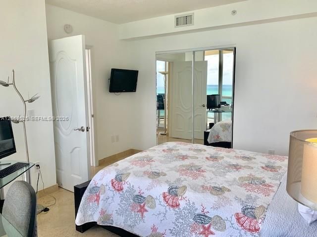 For Sale: $2,100,000 (3 beds, 3 baths, 1840 Square Feet)