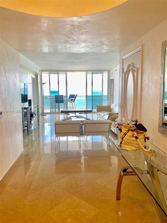 For Sale: $2,100,000 (3 beds, 3 baths, 1840 Square Feet)