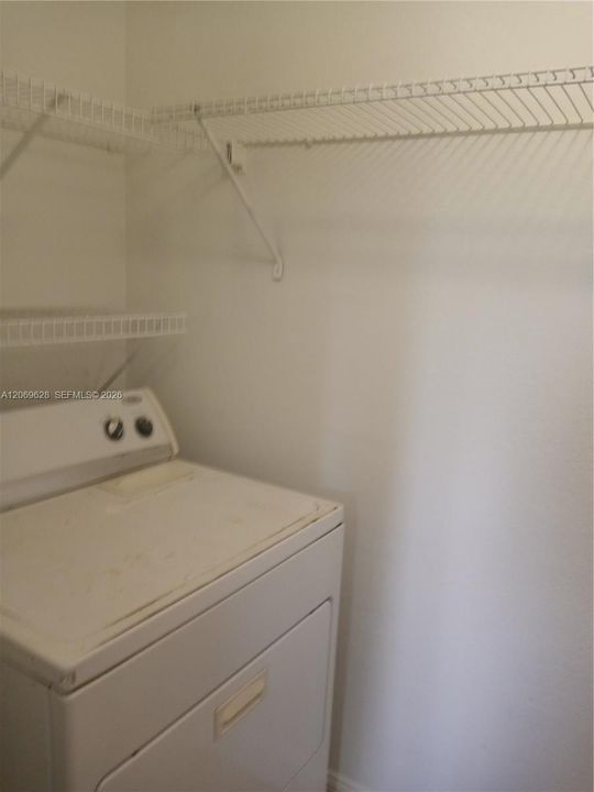 В аренду: $2,400 (2 спален, 2 ванн, 1150 Квадратных фут)