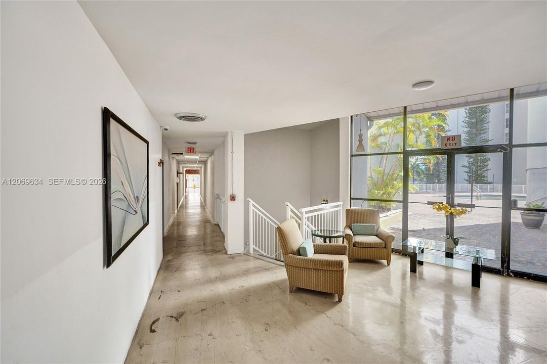 For Sale: $130,000 (2 beds, 2 baths, 1112 Square Feet)