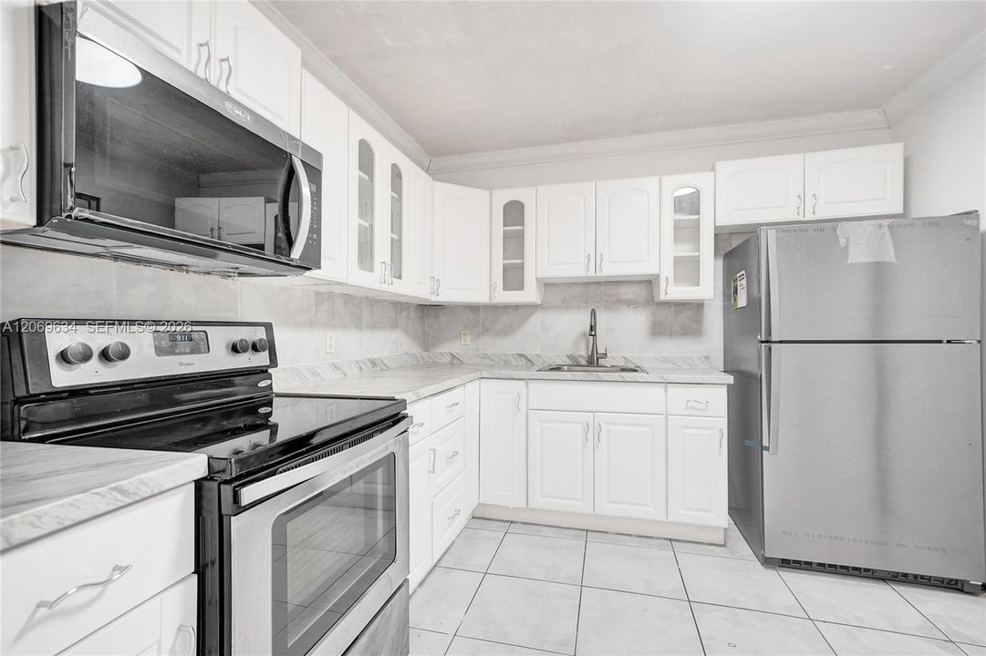 For Sale: $130,000 (2 beds, 2 baths, 1112 Square Feet)