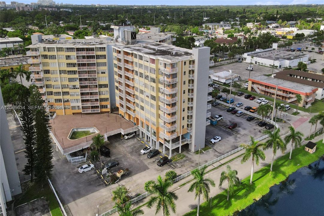 For Sale: $130,000 (2 beds, 2 baths, 1112 Square Feet)