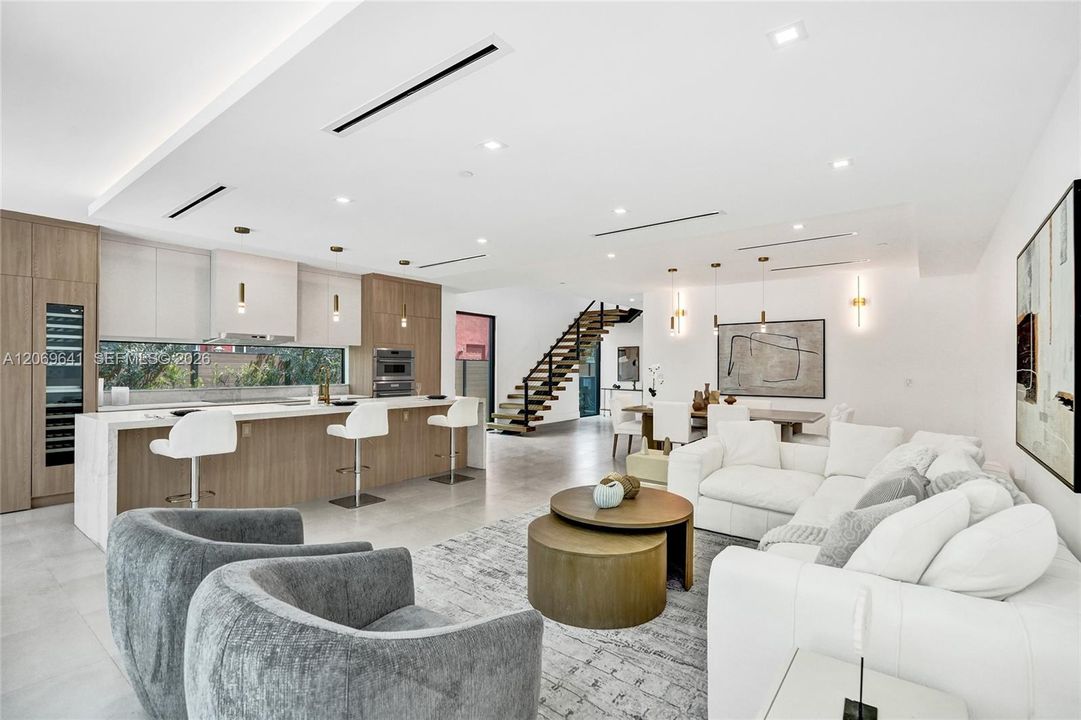 For Sale: $7,900,000 (0 beds, 0 baths, 11050 Square Feet)