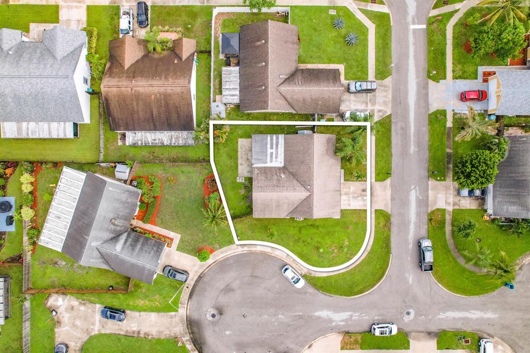 -1808 Banyan Creek Circle N-Lot Lines-3