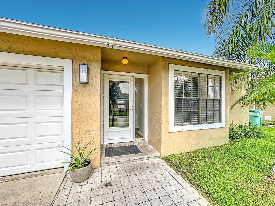 1808 Banyan Creek Circle N-21