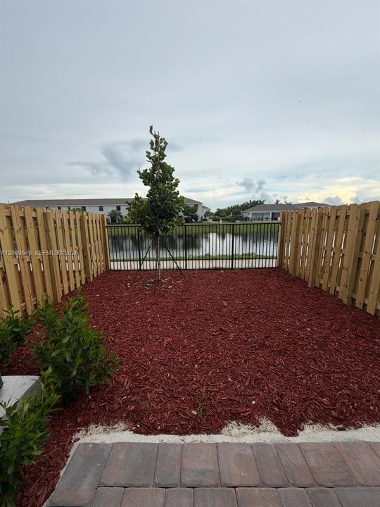 For Rent: $2,800 (3 beds, 2 baths, 0 Square Feet)