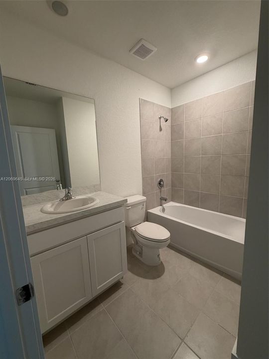 For Rent: $2,800 (3 beds, 2 baths, 0 Square Feet)