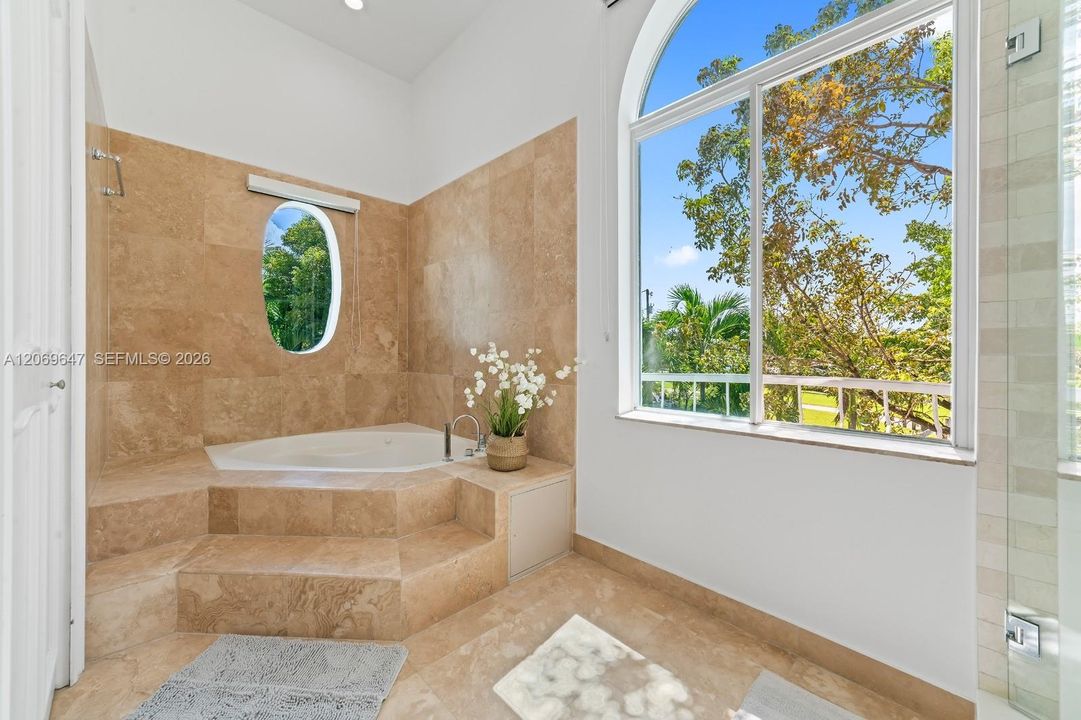 For Sale: $2,350,000 (7 beds, 6 baths, 4102 Square Feet)