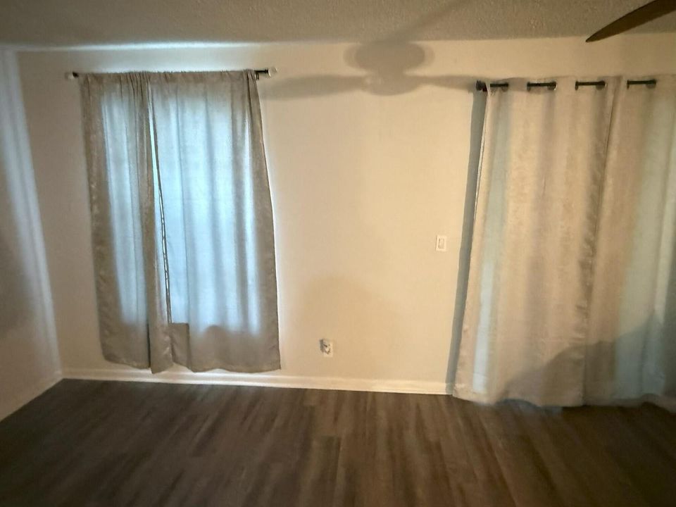 2828 Casita Way #211 (Living Rm3)