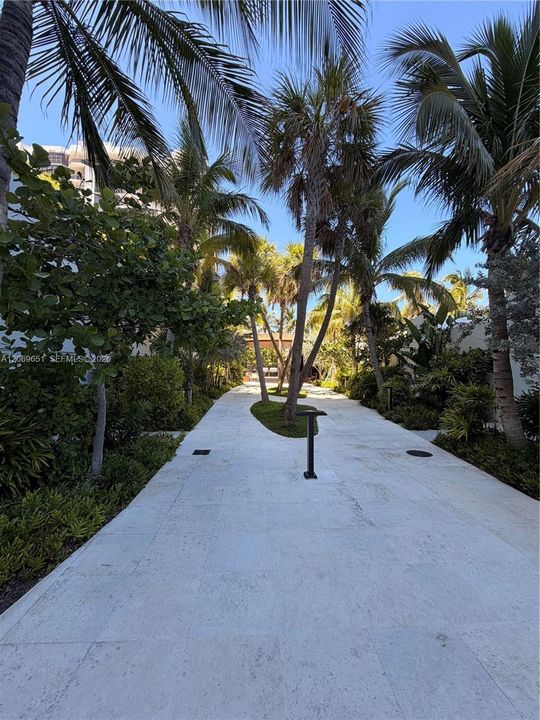 For Rent: $6,000 (2 beds, 2 baths, 1322 Square Feet)