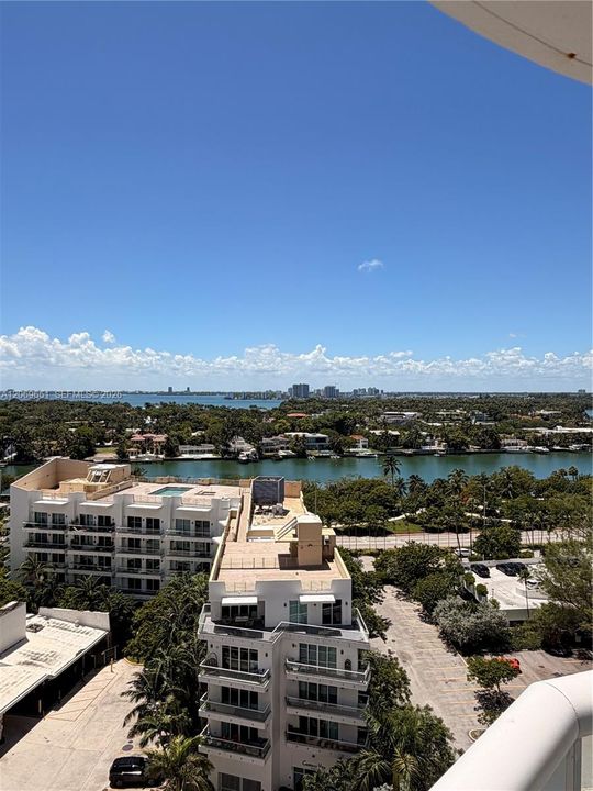 For Rent: $6,000 (2 beds, 2 baths, 1322 Square Feet)