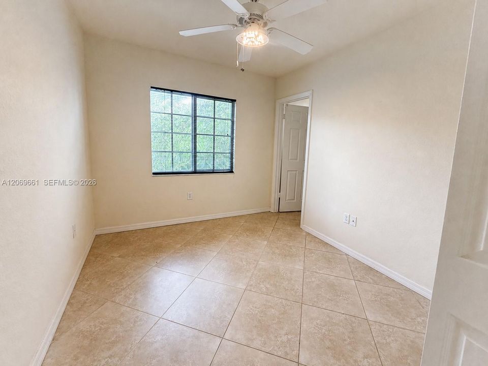 For Rent: $3,250 (2 beds, 2 baths, 1200 Square Feet)