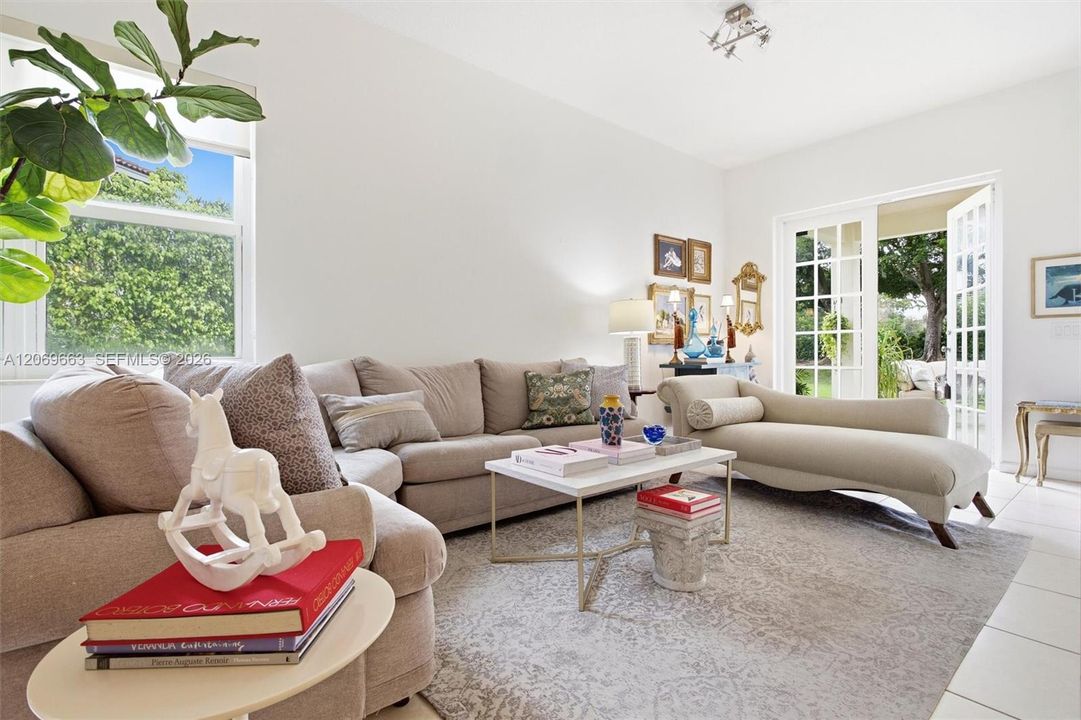 For Sale: $795,000 (3 beds, 2 baths, 1662 Square Feet)