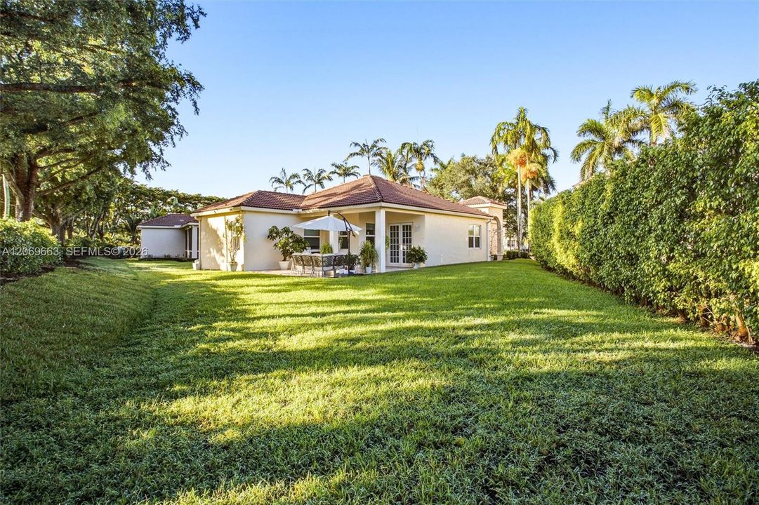 For Sale: $795,000 (3 beds, 2 baths, 1662 Square Feet)