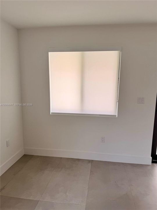 For Rent: $3,700 (3 beds, 2 baths, 1208 Square Feet)