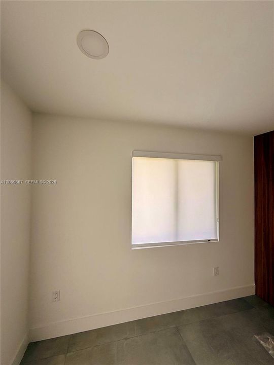 For Rent: $3,700 (3 beds, 2 baths, 1208 Square Feet)