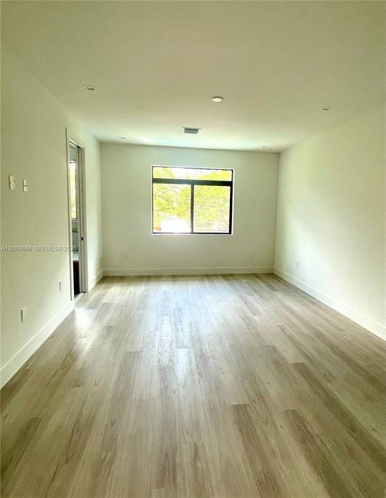 For Rent: $7,500 (3 beds, 3 baths, 0 Square Feet)