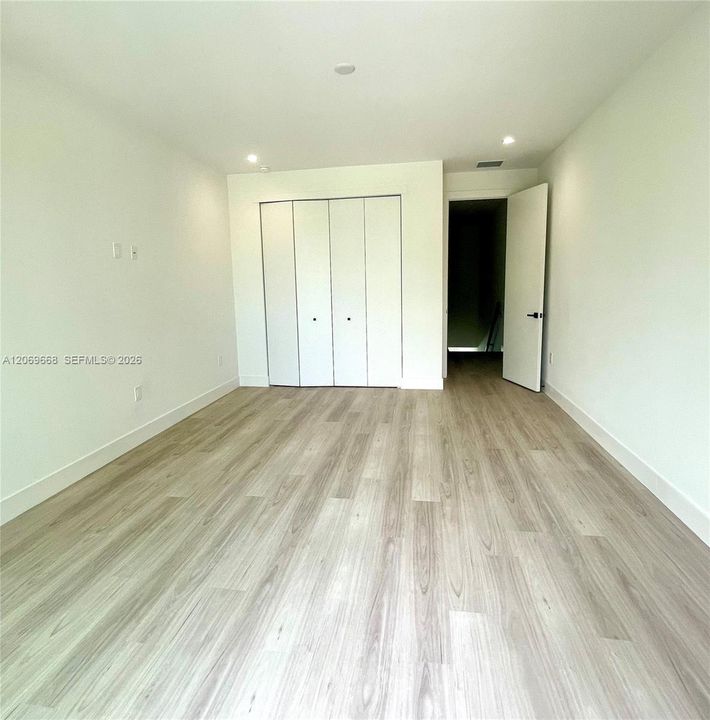 For Rent: $7,500 (3 beds, 3 baths, 0 Square Feet)