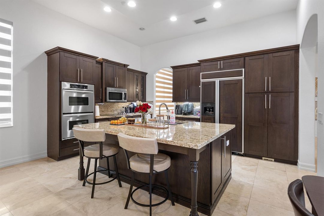 008-8269Northwest124thTerrace-Parkland-F