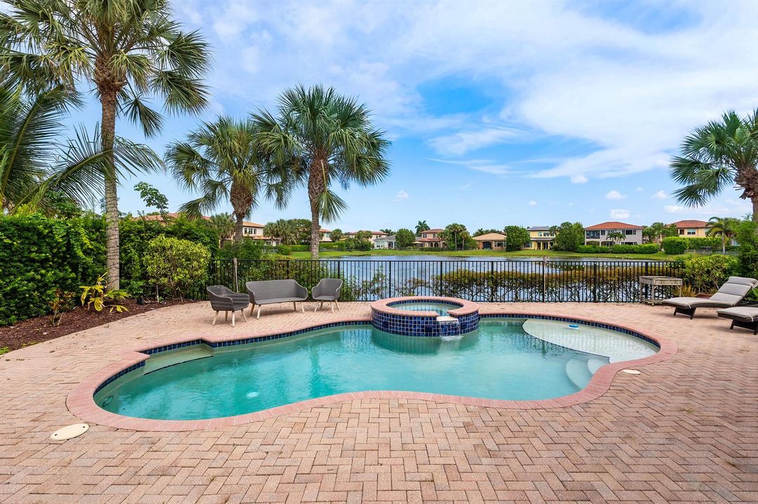 010-8269Northwest124thTerrace-Parkland-F