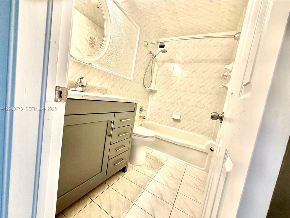 En Renta: $1,800 (1 camas, 1 baños, 684 Pies cuadrados)