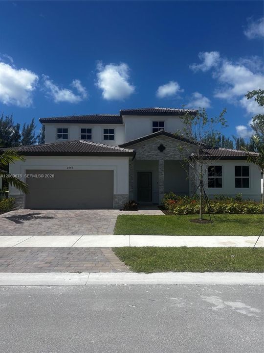 For Rent: $4,850 (3 beds, 2 baths, 2953 Square Feet)