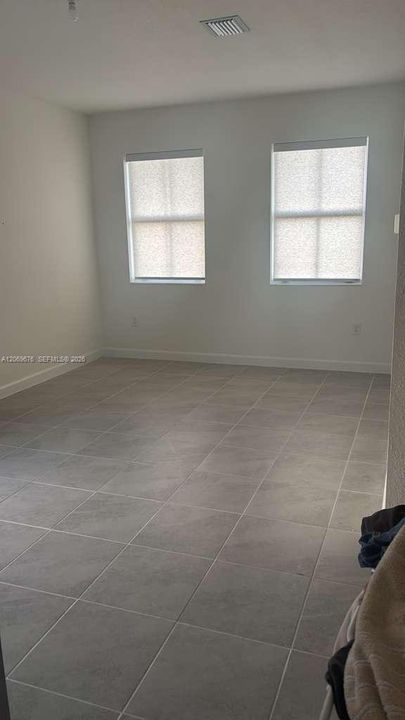 For Rent: $4,850 (3 beds, 2 baths, 2953 Square Feet)
