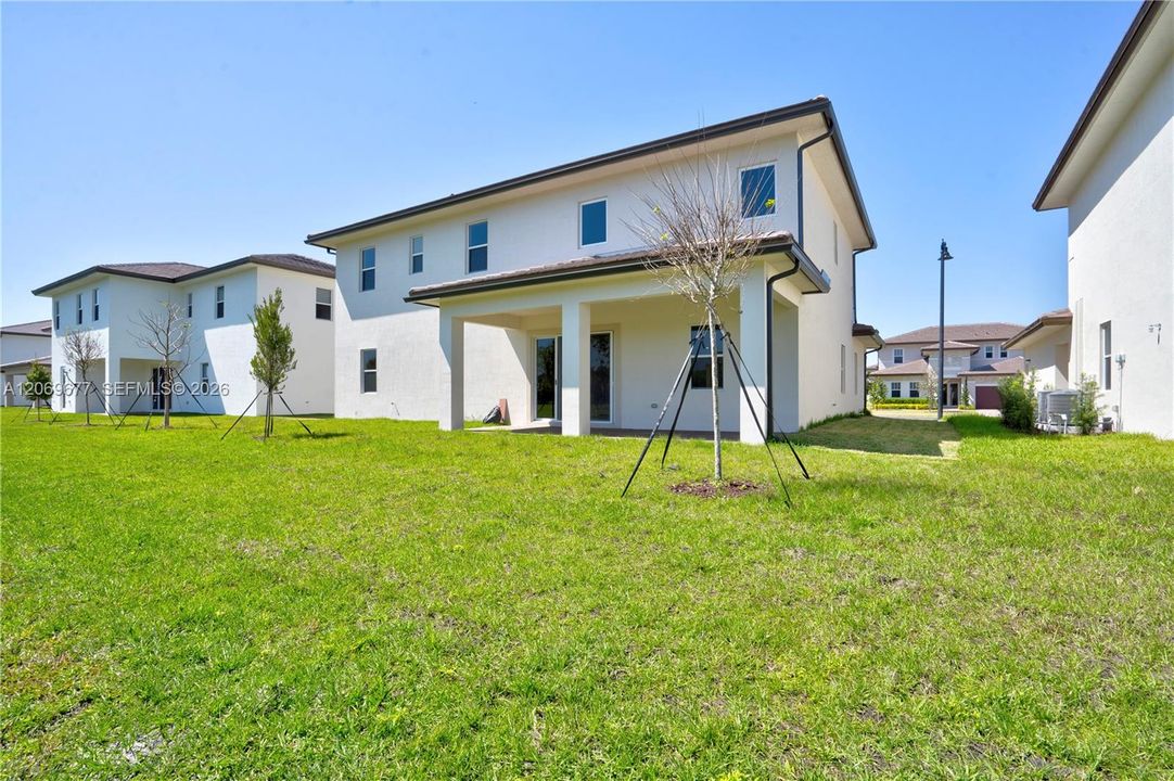 For Sale: $1,780,000 (5 beds, 4 baths, 3958 Square Feet)