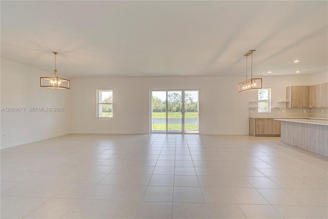 For Sale: $1,780,000 (5 beds, 4 baths, 3958 Square Feet)