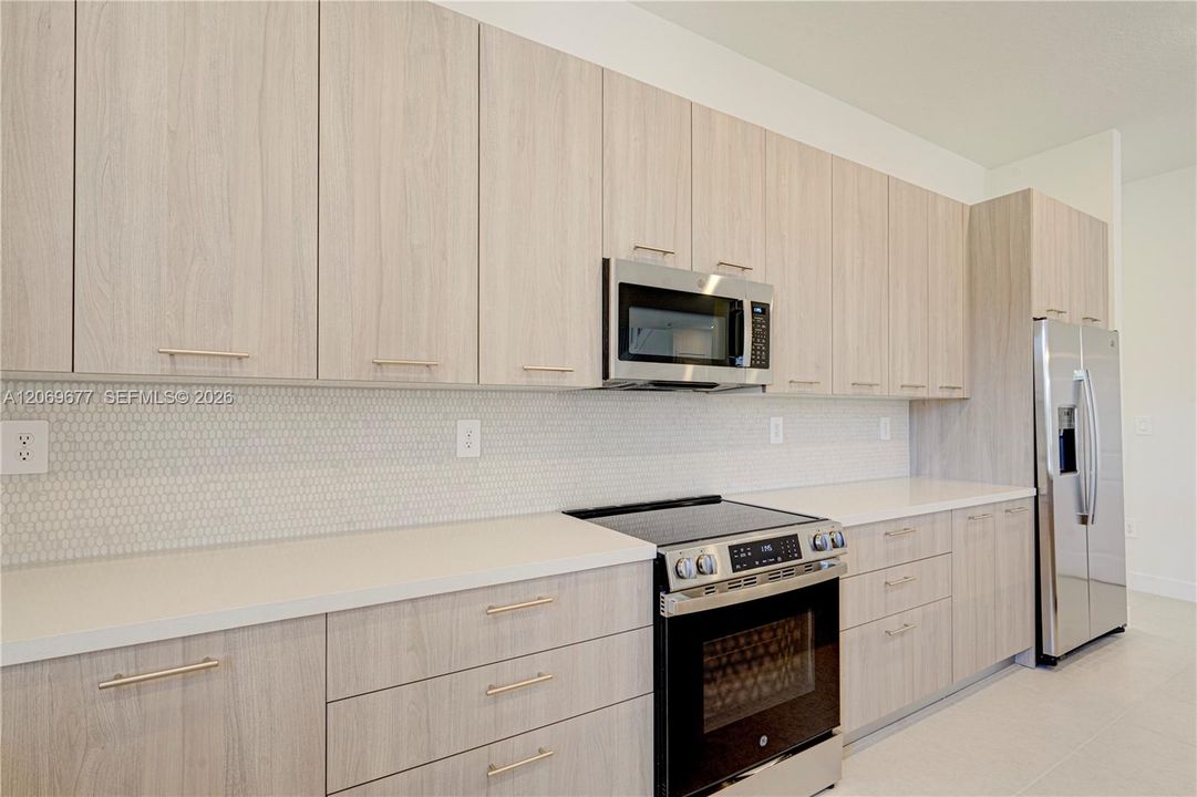 For Sale: $1,780,000 (5 beds, 4 baths, 3958 Square Feet)
