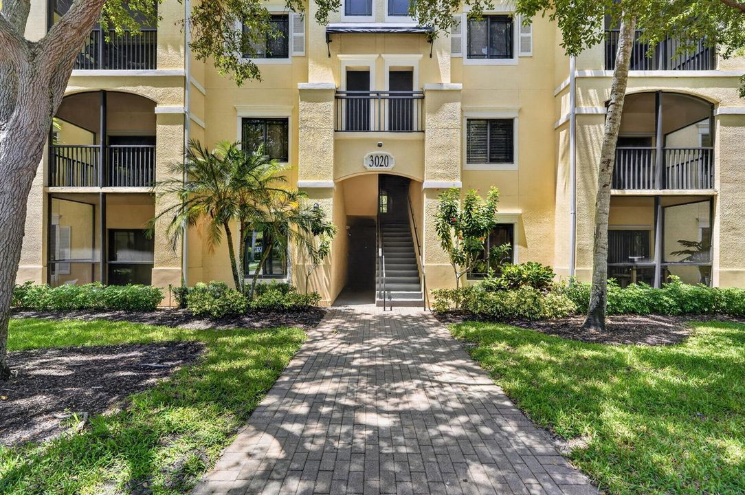 3020 Alcacar Place #308 PBG FL 33410
