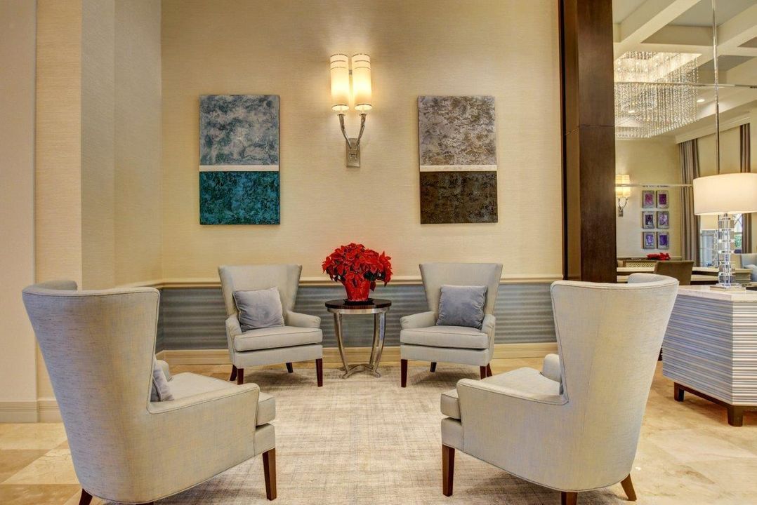 Clubhouse Lobby seating