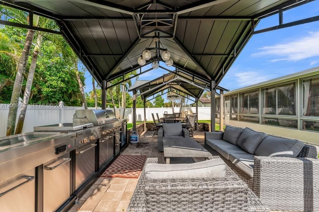For Sale: $899,000 (4 beds, 3 baths, 0 Square Feet)