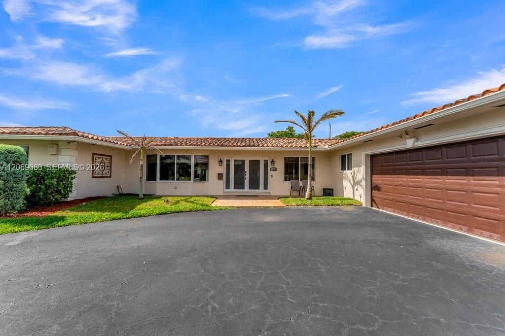 For Sale: $899,000 (4 beds, 3 baths, 0 Square Feet)