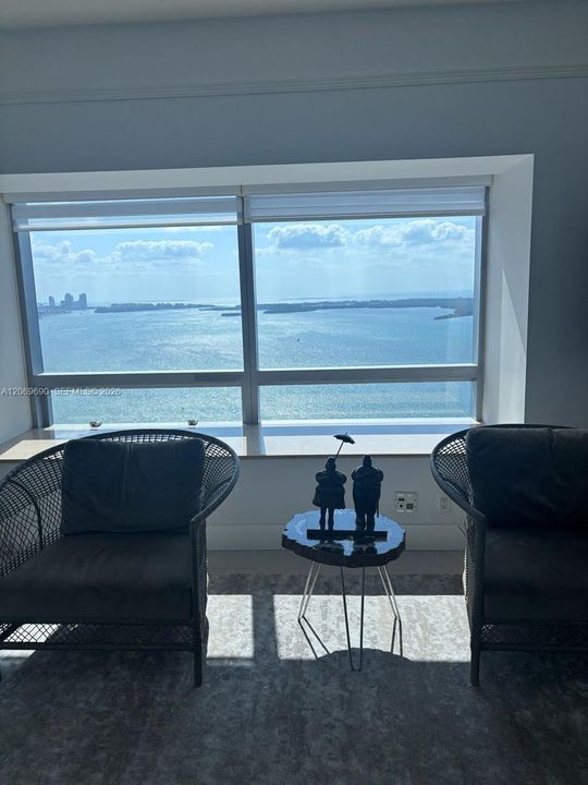 For Rent: $16,375 (2 beds, 2 baths, 1801 Square Feet)