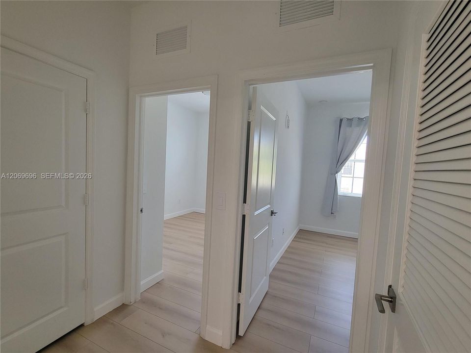 For Rent: $2,850 (3 beds, 2 baths, 1496 Square Feet)