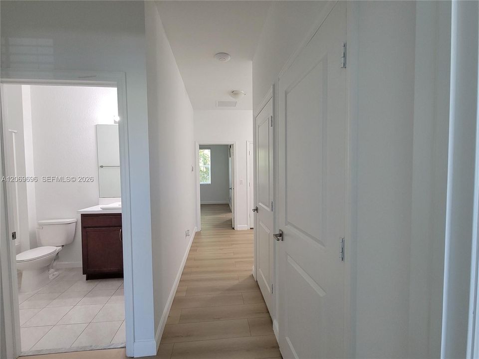 For Rent: $2,850 (3 beds, 2 baths, 1496 Square Feet)