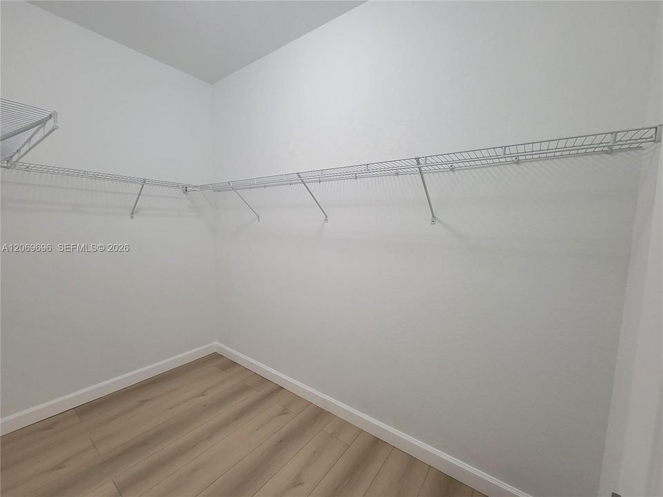 For Rent: $2,850 (3 beds, 2 baths, 1496 Square Feet)