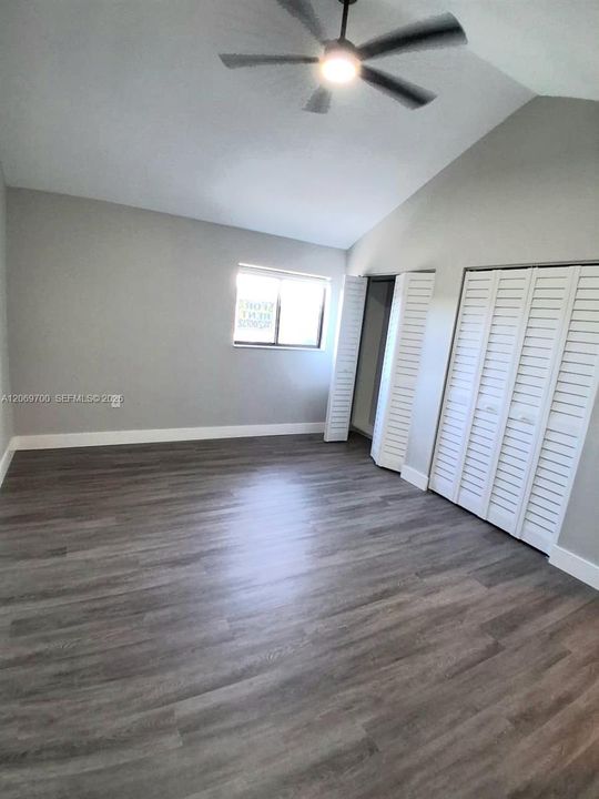 For Rent: $2,650 (3 beds, 2 baths, 972 Square Feet)