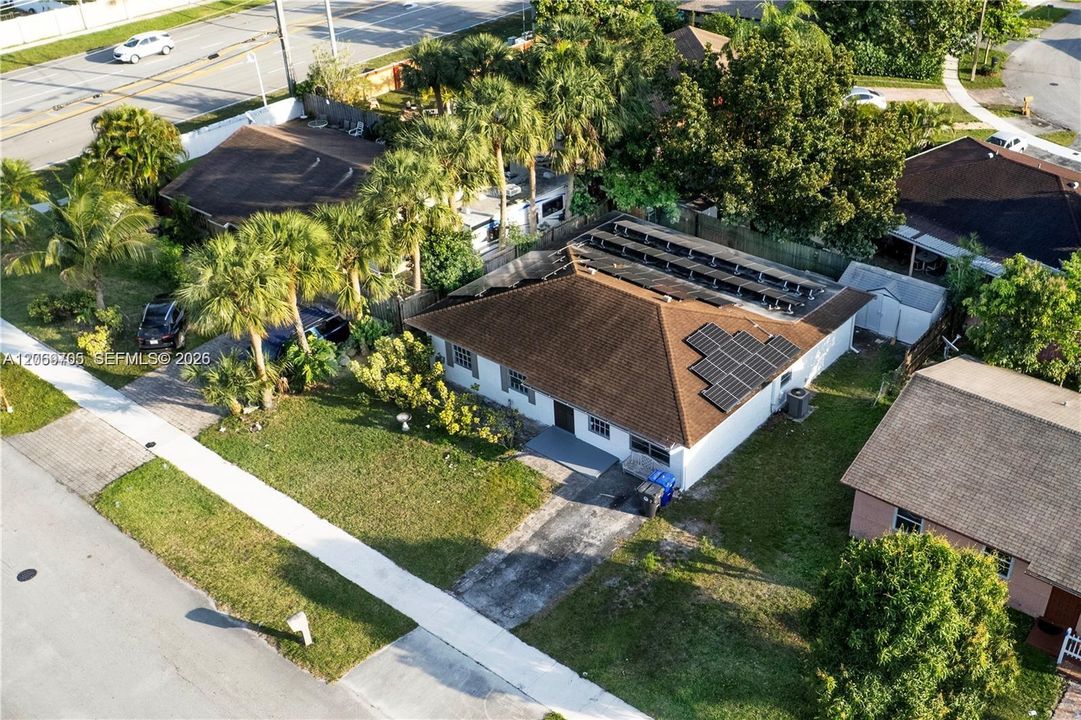 For Sale: $489,900 (4 beds, 2 baths, 1763 Square Feet)