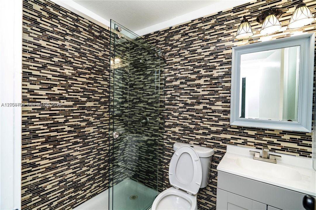 For Sale: $489,900 (4 beds, 2 baths, 1763 Square Feet)